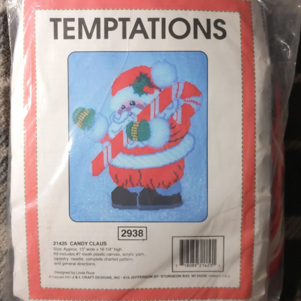 Temptations Holiday Candy Claus Canvas Kit